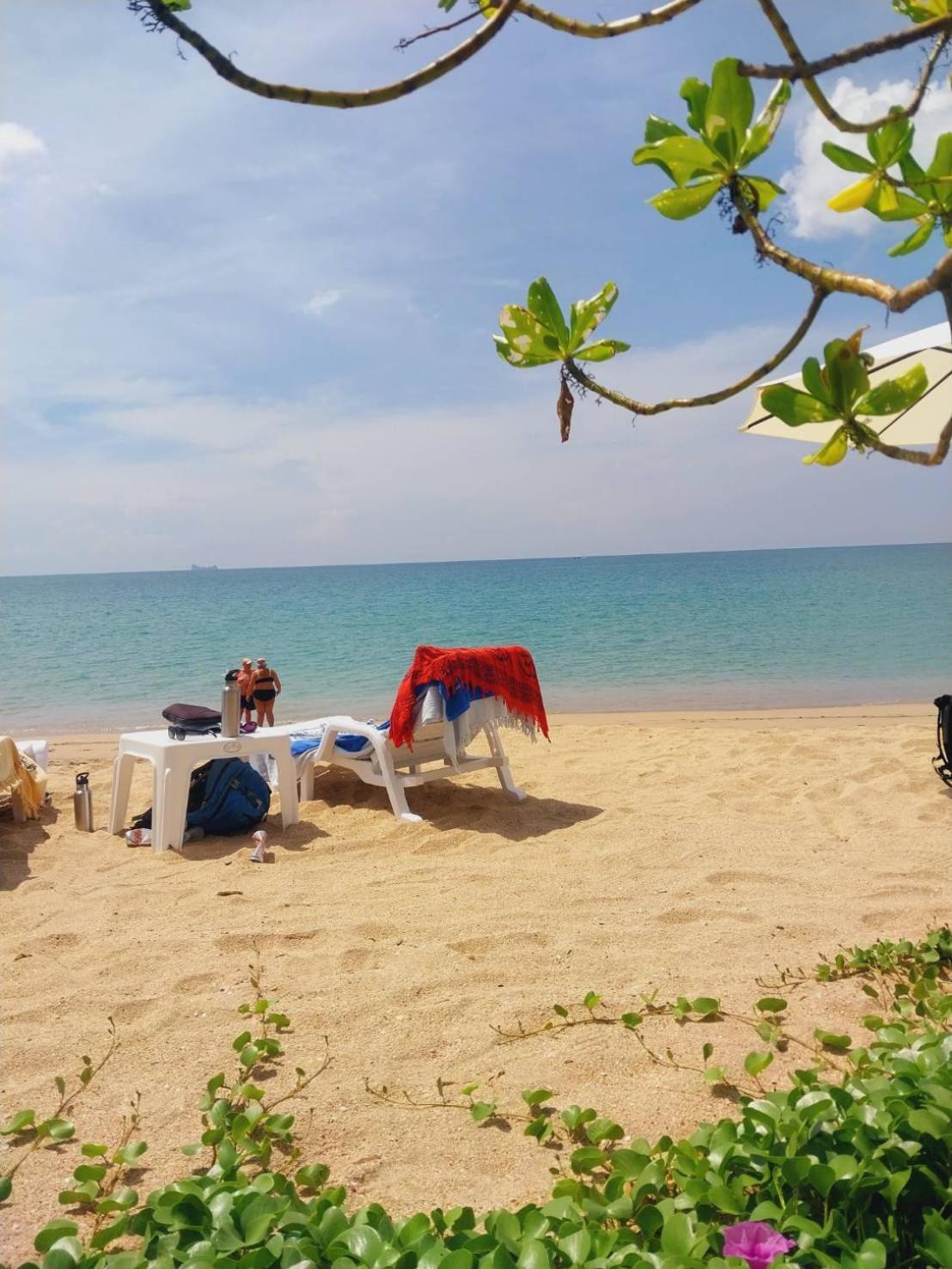 Walden Koh Lanta - Tiny Homes By The Sea Bagian luar foto
